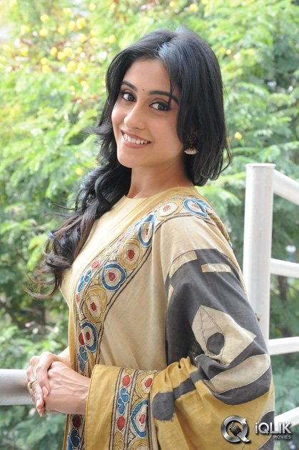 Regina-Cassandra-at-Subramanyam-For-Sale-Press-Meet